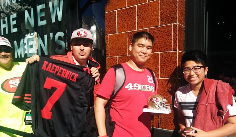 Photo: 49ers Faithful Line Up At Levi's On Market To Meet Colin Kaepernick