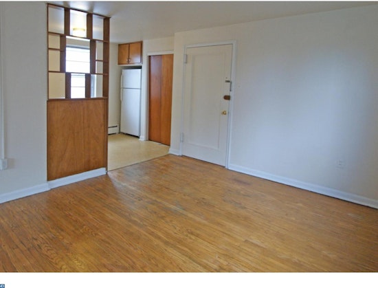 What's the cheapest rental available in Roxborough?