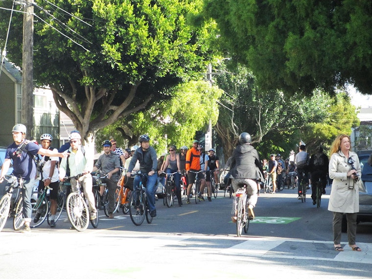 Photo: Bicyclists Stage 'Stop-In' On The Wiggle
