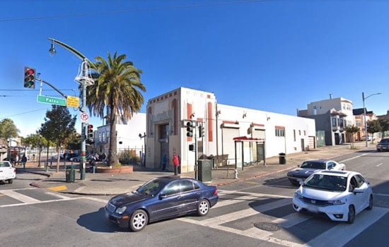 Woman hospitalized after robbery aboard Muni bus in Bayview