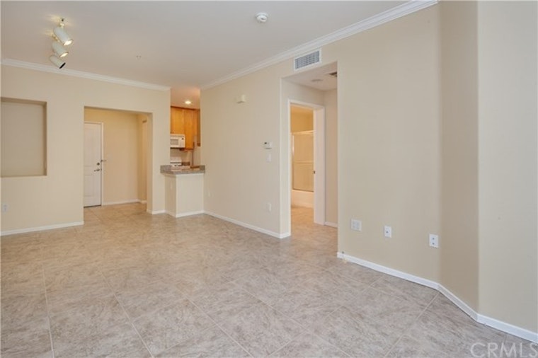 What's the cheapest rental available in Irvine, right now?