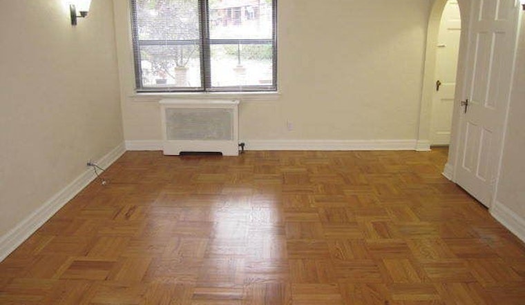 What does $900 rent you in Mount Lebanon, today?