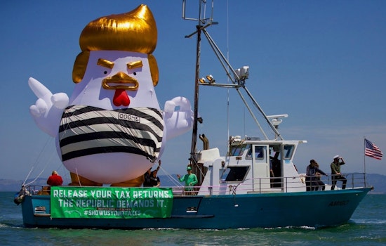 Trump chicken blimp sails to Alcatraz