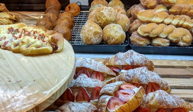 French-Asian bakery Tous les Jours opens in Chinatown