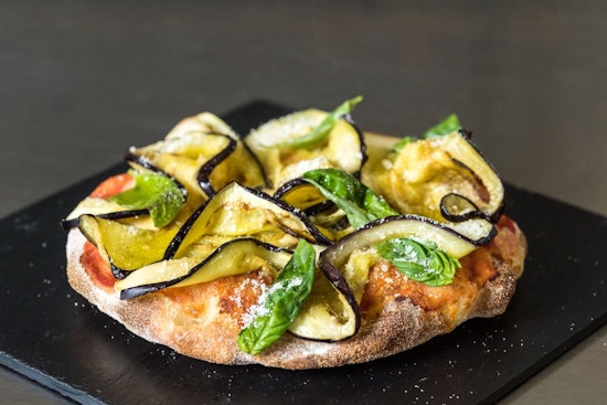 Gourmet Romano makes Burbank debut, with pizza, paninis and more