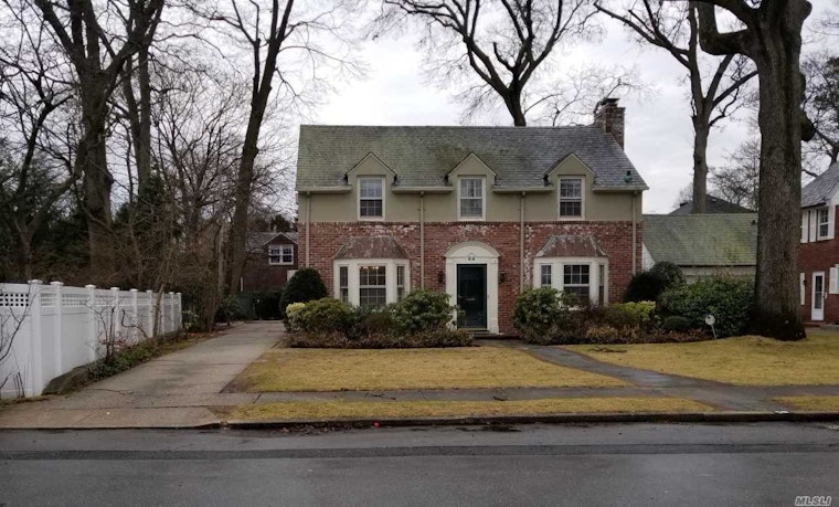 The priciest real estate rentals in Rockville Centre