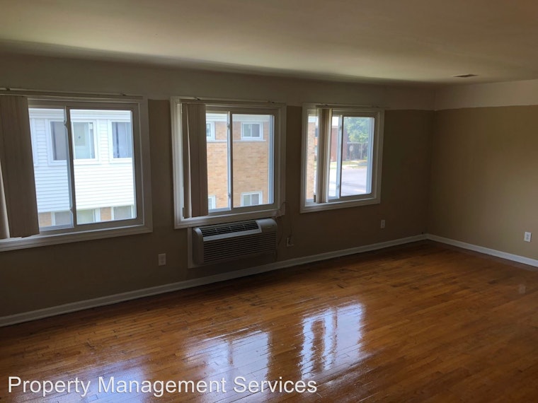 Explore today's cheapest rentals in Detroit