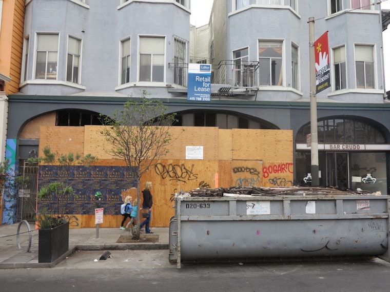 Former Cara Glass, Your Scents Trading Locations Remain Up For Lease