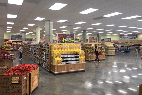Trader Joe's opens in downtown Minneapolis