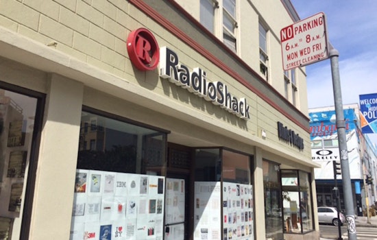 AT&T Store Headed To Former RadioShack On Polk