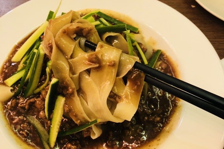 Dun Huang brings Lanzhou beef noodles and more to Morningside Heights