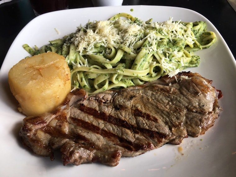 Saltao Peruvian Fare opens in south Charlotte