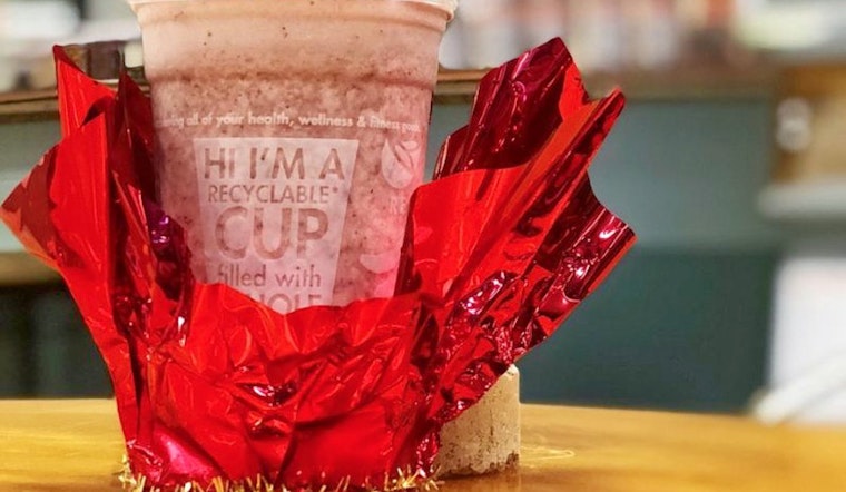 Custom Fitstop brings fruit smoothies and protein shakes to Canoga Park