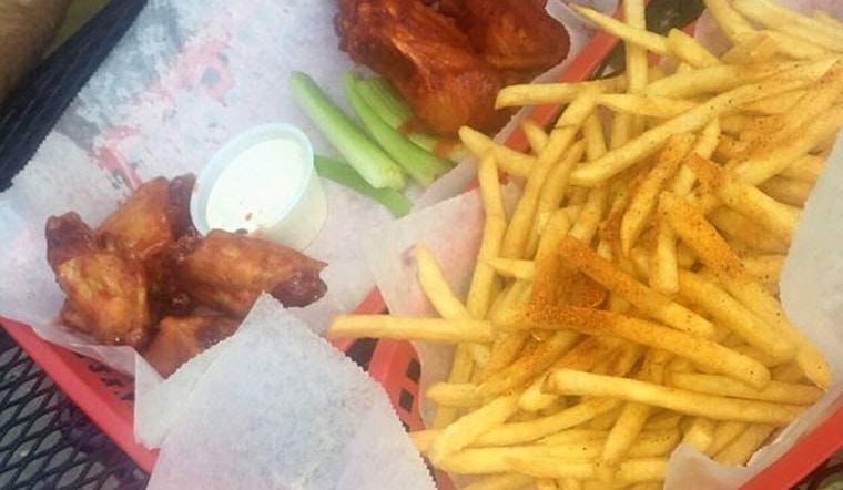 Sports bar Ravenswood Station opens its doors