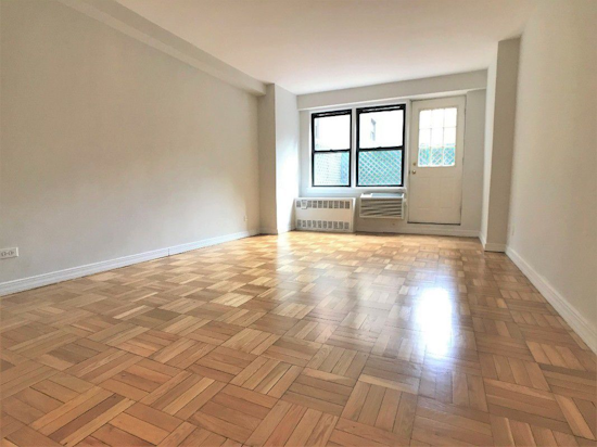 Renting in Gramercy: What will $2,700 get you?