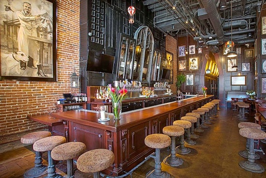 Seeking bites and booze? Get to know 3 new LA gastropubs