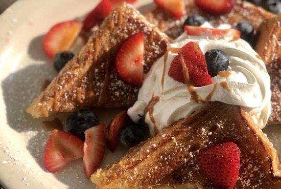 Breakfast House opens new eatery in Lakeview