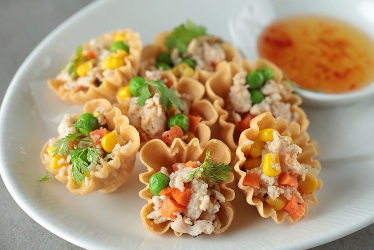 Ka Thai brings modern spin on classic Thai eats to Oak Lawn