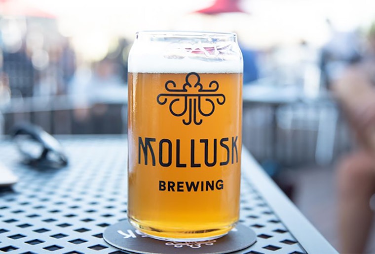 Brews and views: Magnuson Cafe & Brewery now open in Sand Point