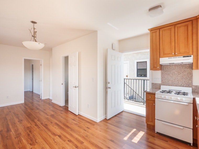 Renting in Los Angeles: What will $1,500 get you?