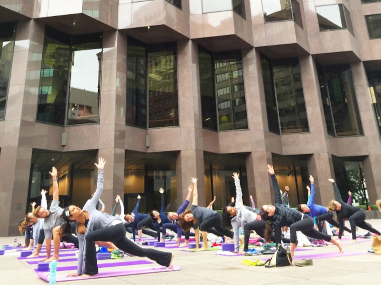 The Bay Club FiDi Hosting Free Yoga Saturdays