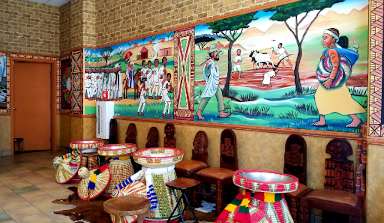 Oakland Eats: Royaltea, 2nd Half Sports Lounge, Blue Nile Ethiopian Restaurant debut