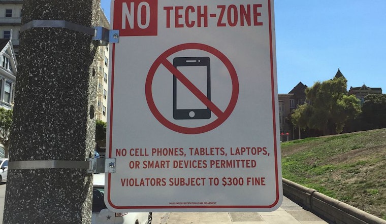 Photo: 'No Tech-Zone' Signs Appear Near Alamo Square