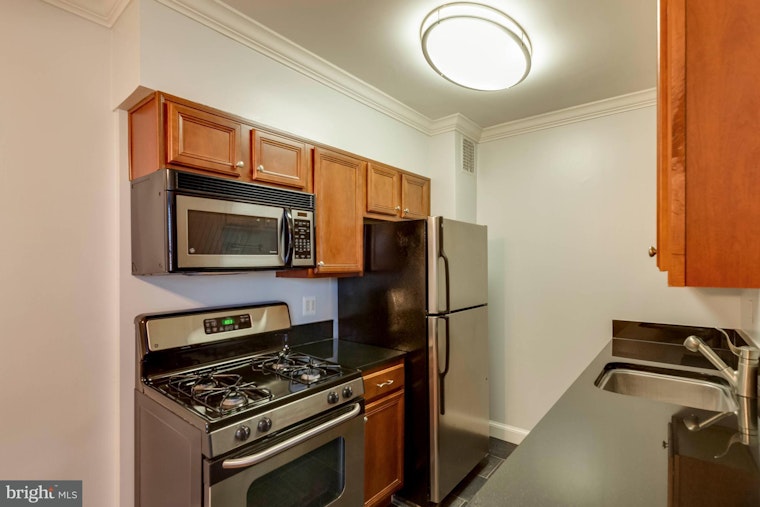 What does $1,500 rent you in Alexandria?