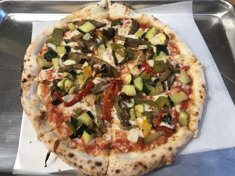 90 Second Pizza brings brick oven-fired pies to Georgetown