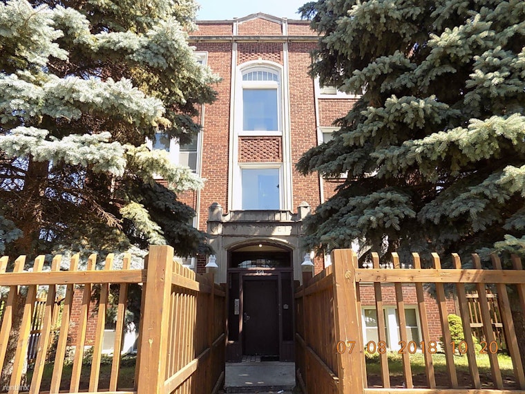 Renting in Detroit: What will $700 get you?