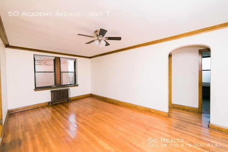 What does $900 rent you in Mount Lebanon?