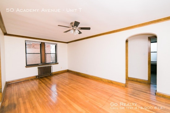 What does $900 rent you in Mount Lebanon?