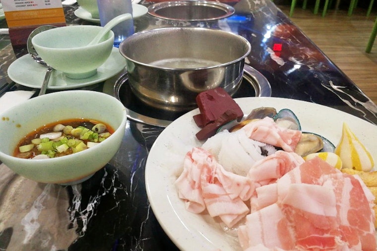 Hot N Roll Hot Pot now open in Ellicott City