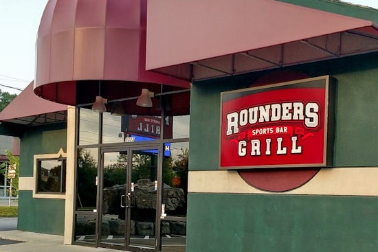 New Rounders Sports Bar & Grill offers drinks and an eclectic menu in Manchester