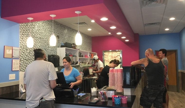 Icylicious Ice Cream Rolls brings eponymous treats to Rogers Park