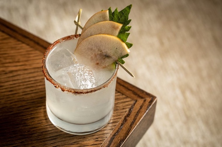 New bar Blind Dragon mixes cocktails and karaoke in River North