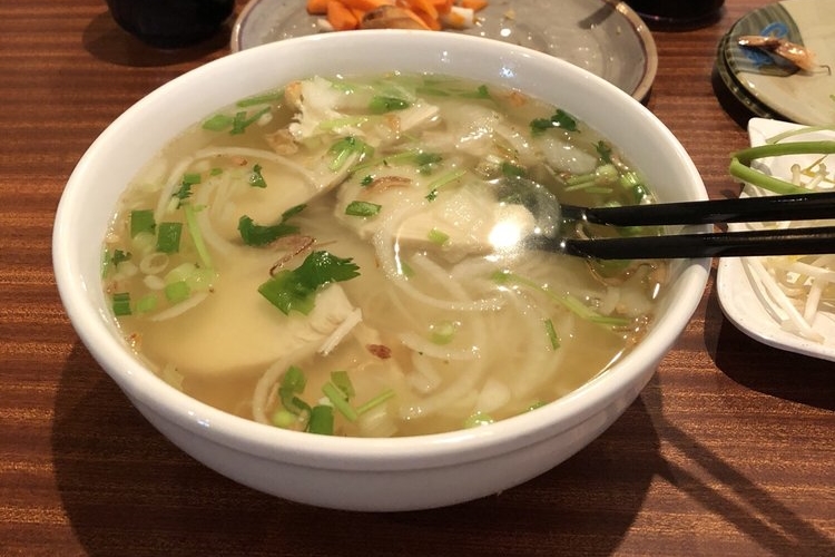 Pho Vallejo Noodle House brings noodles, smoothies and more to Gateway