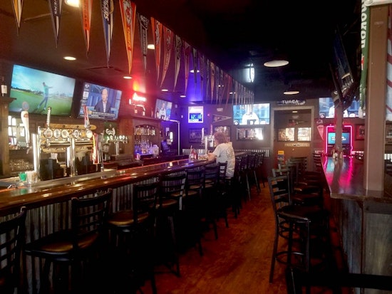 Ginger Sports Bar brings Asian fusion fare to West Highland