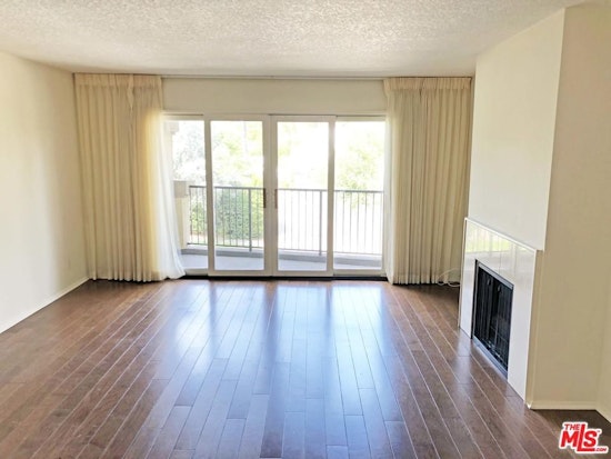 What does $3,000 rent you in Santa Monica?