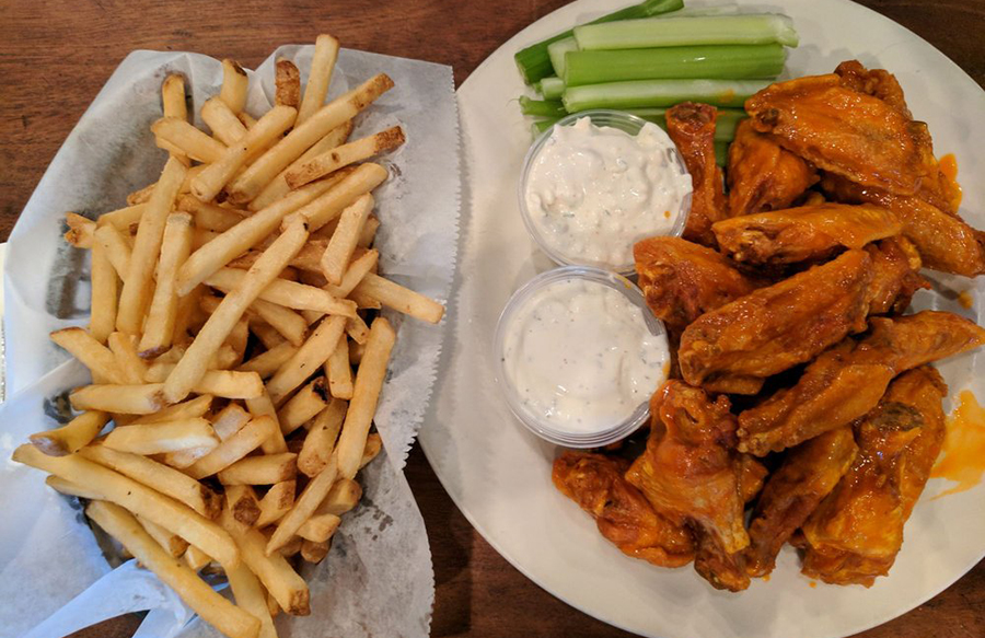 The 4 best spots for chicken wings in Minneapolis, ranked