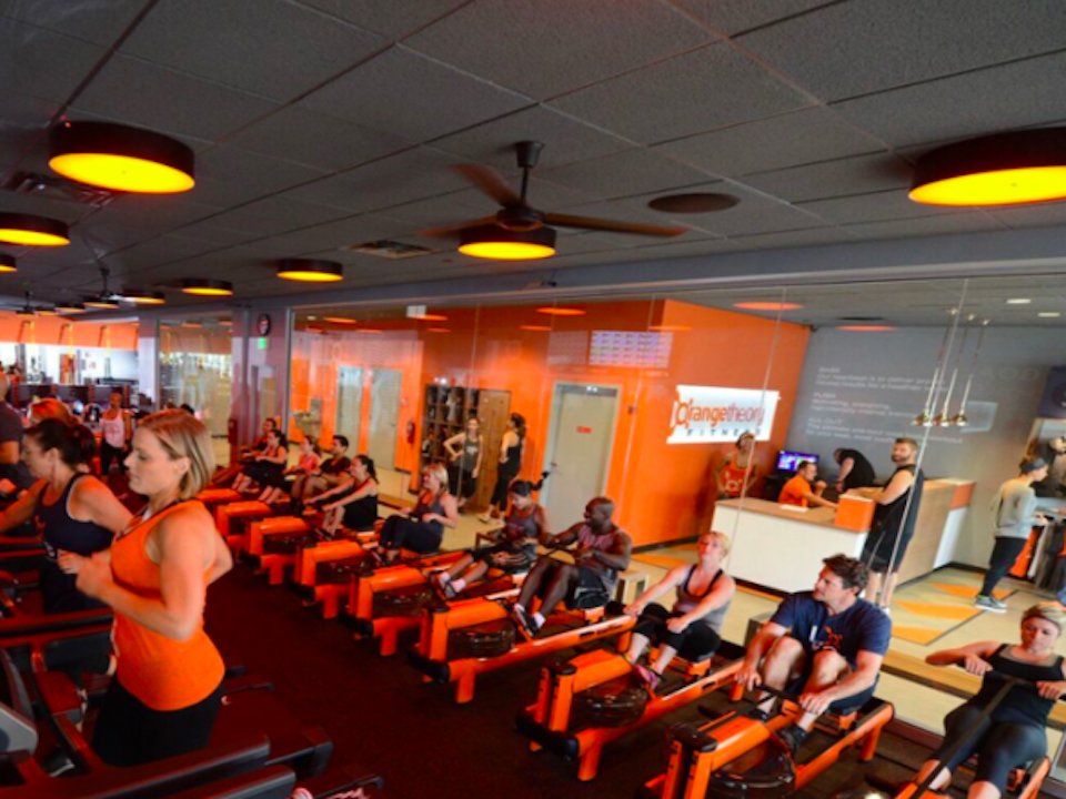 assistant studio manager orangetheory salary