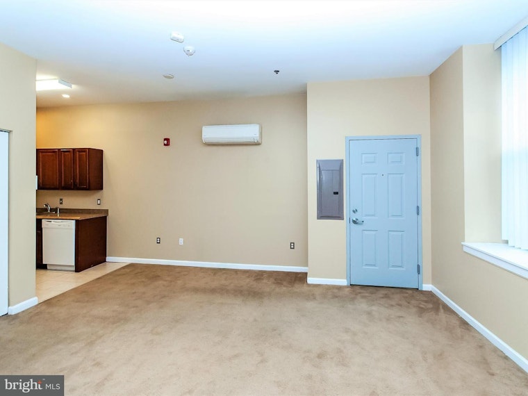 What does $1,000 rent you in Midtown?
