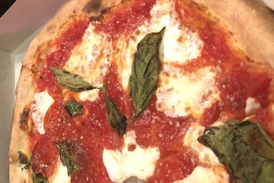 Bella's Wood Fired Pizza debuts downtown