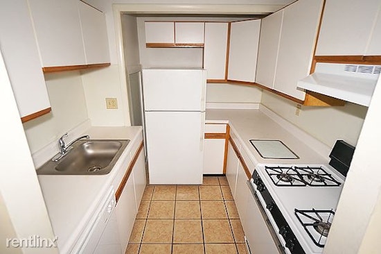 What will $800 rent you in Pittsburgh, right now?