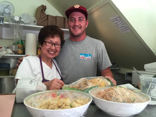 Columbus Avenue's Petite Deli Sold To Dylan's Tours