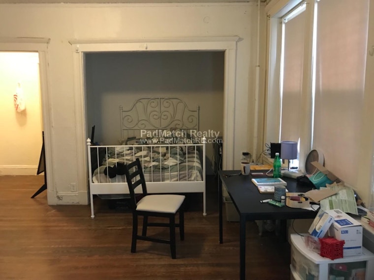 What will $1,900 rent you in Kenmore, right now?
