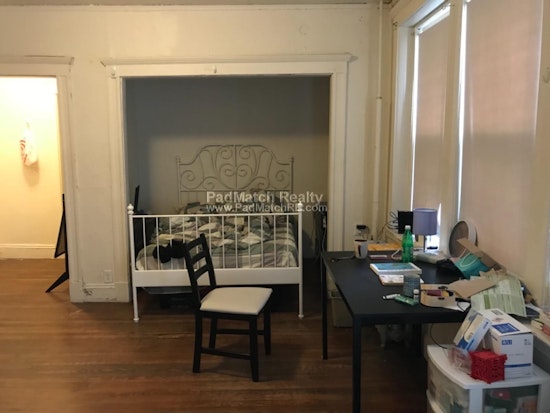 What will $1,900 rent you in Kenmore, right now?