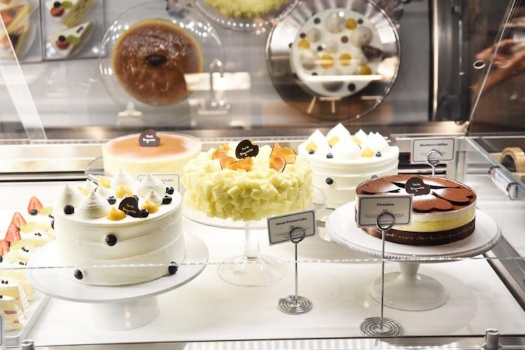 Your guide to Costa Mesa's newest businesses, from a bakery to a barbershop