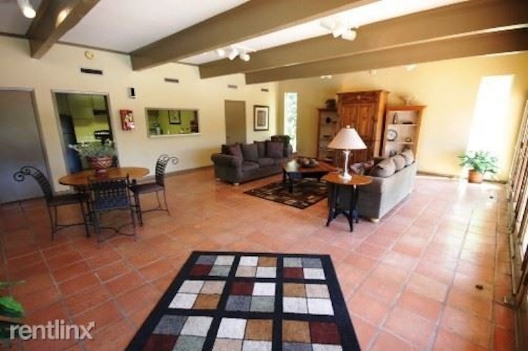 Explore today's cheapest rentals in San Antonio