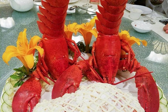 New Capital Seafood brings dim sum and more to Beverly Hills